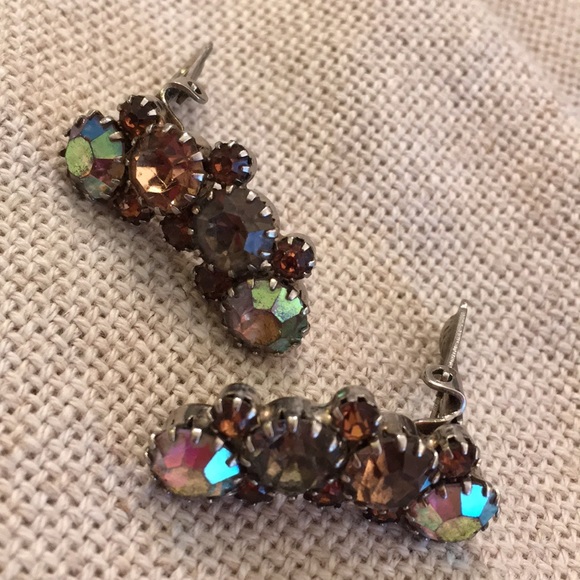 Brown Aurora Borealis Austrian Crystal Clips - Picture 6 of 12